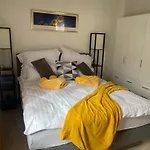Seos Self Check In ,gratis Parken,apartment Mit Schlaf Und Studioapartmet דירה