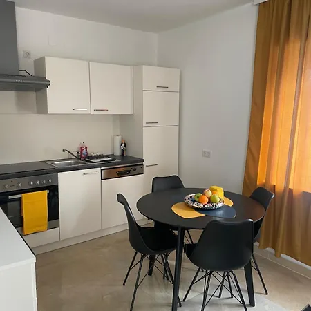 Seos Self Check In ,gratis Parken,apartment Mit Schlaf Und Studioapartmet 아파트 *